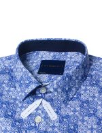 Blue Peranakan Print Silky Finish Relaxed Fit Short Sleeve Shirt - 图片 2